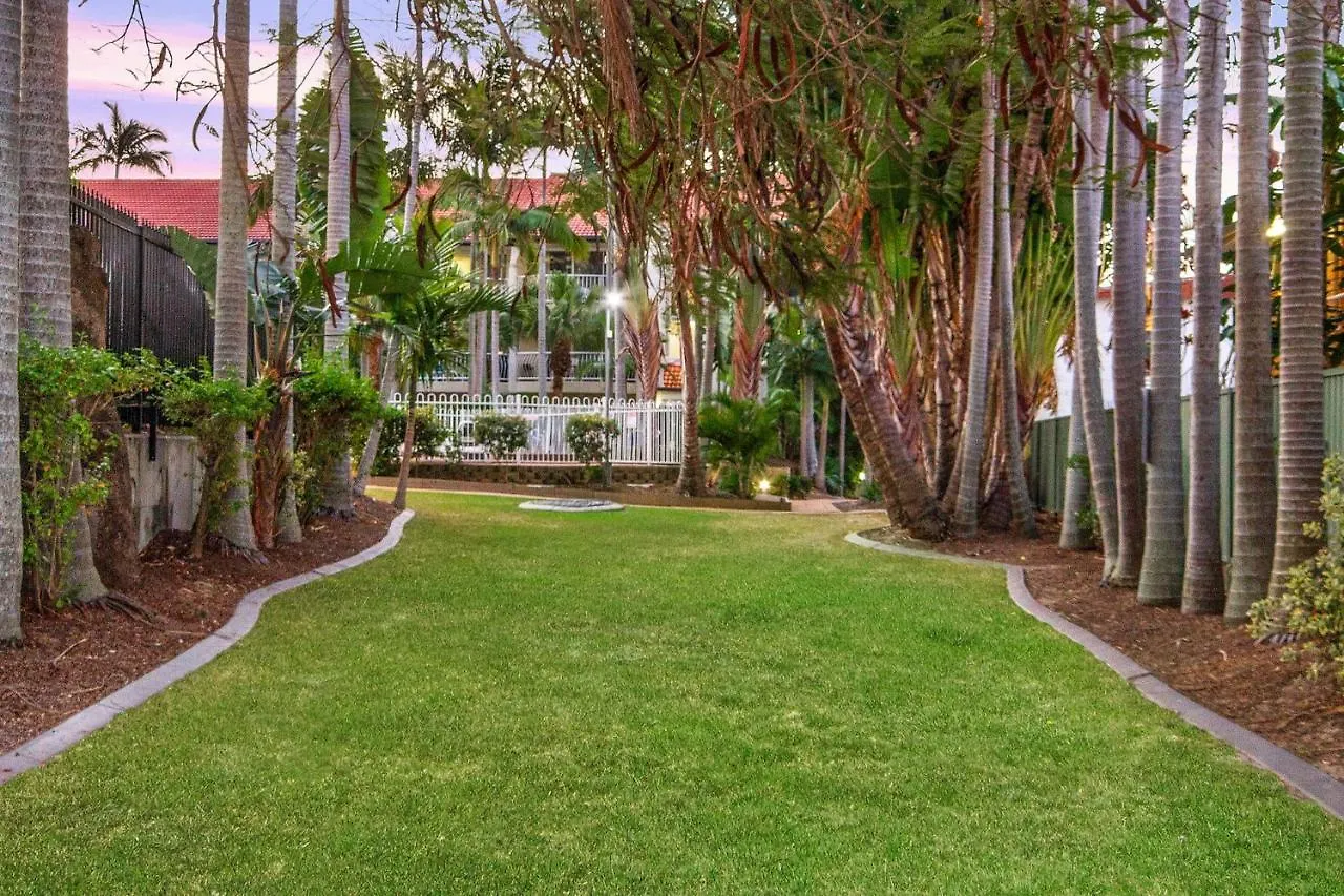 *** Aparthotel Anchordown Apartments Gold Coast Australia