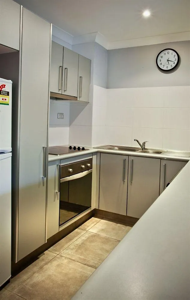 *** Aparthotel Anchordown Apartments Gold Coast Australia
